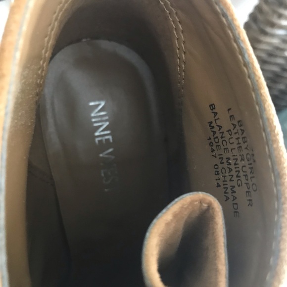 Nine West wedge moccasin in camel color - Picture 2 of 6